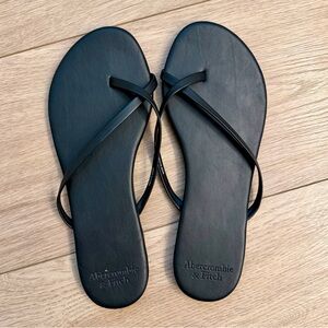 Abercrombie & Fitch Black Minimalist Strappy Sandals